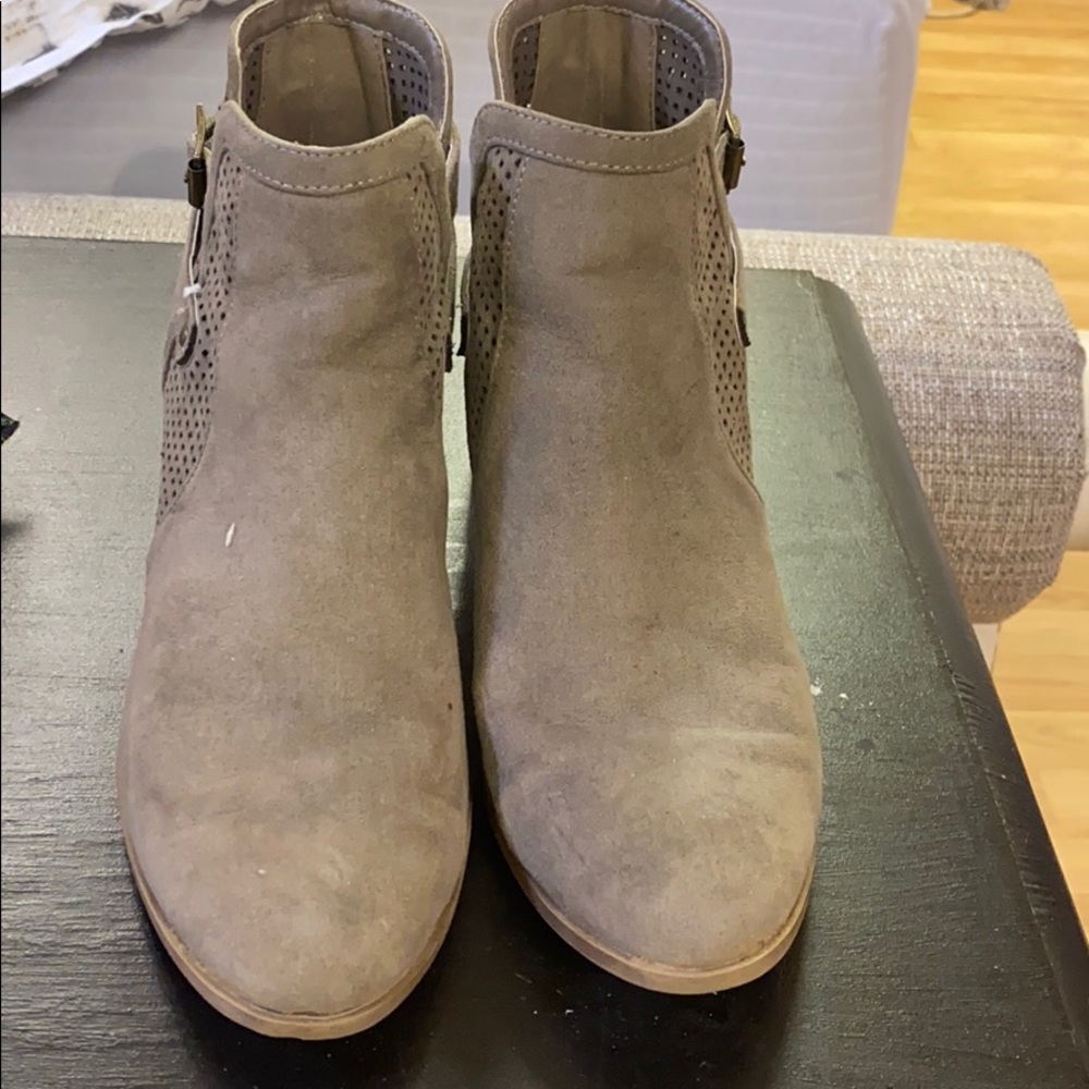 Ankle booties